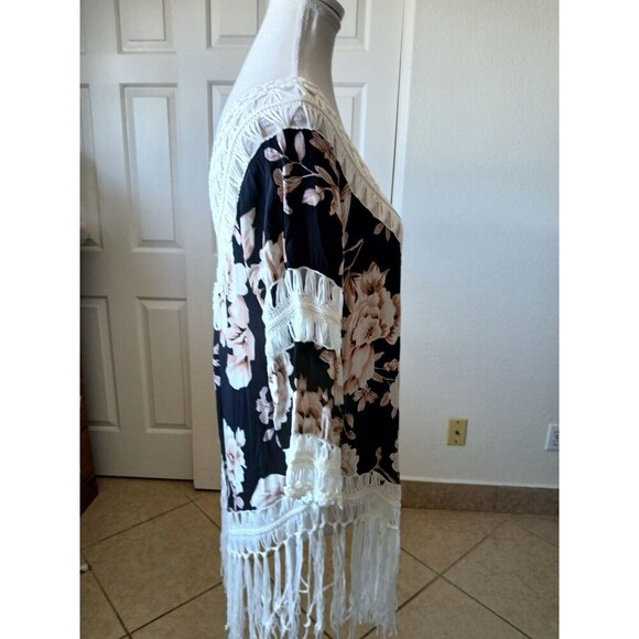 Crochet Fringe V Neck M short Sleeve Peasant Top Floral Tassels Lace Bohemian - Picture 2 of 14